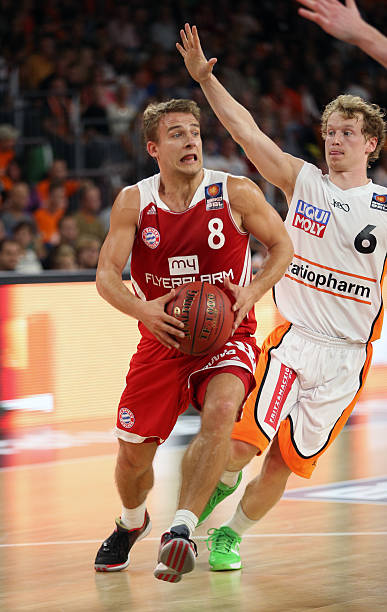 中汲取力量 中汲取力量